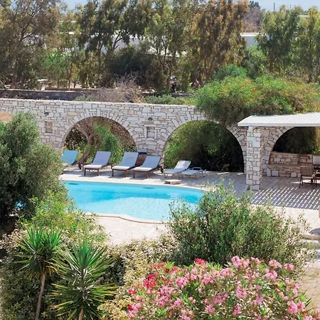 Chic With Pool, 5-min Walk To Apartment Santa Maria (Paros)